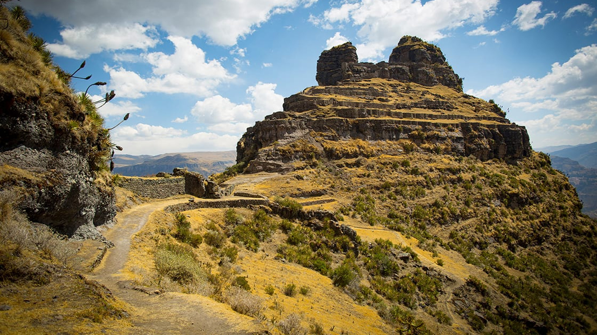 Waqrapukara viajes cusco peru tours travel trekking caminatas
