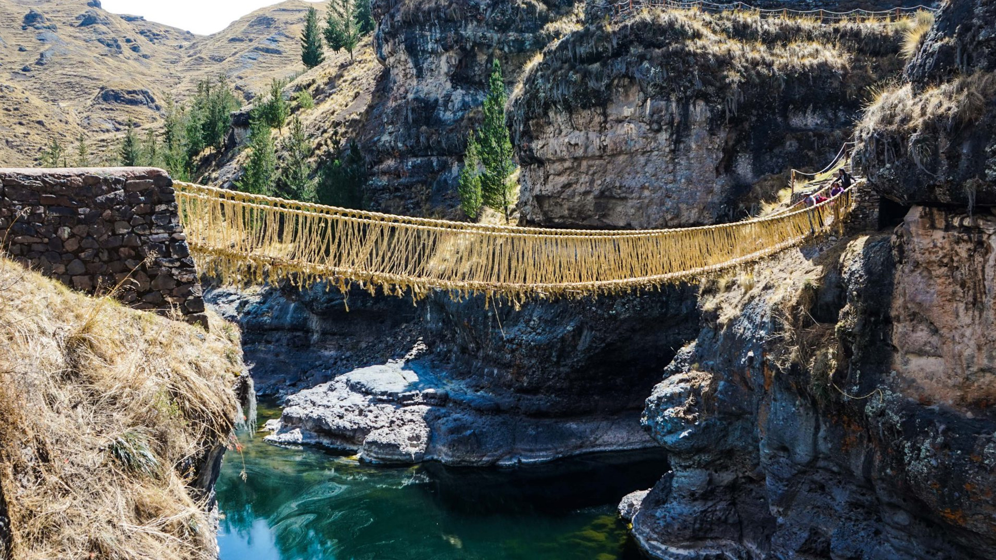 puente inca qeswachaka viajes cusco peru tours travel caminata excursiones aventura
